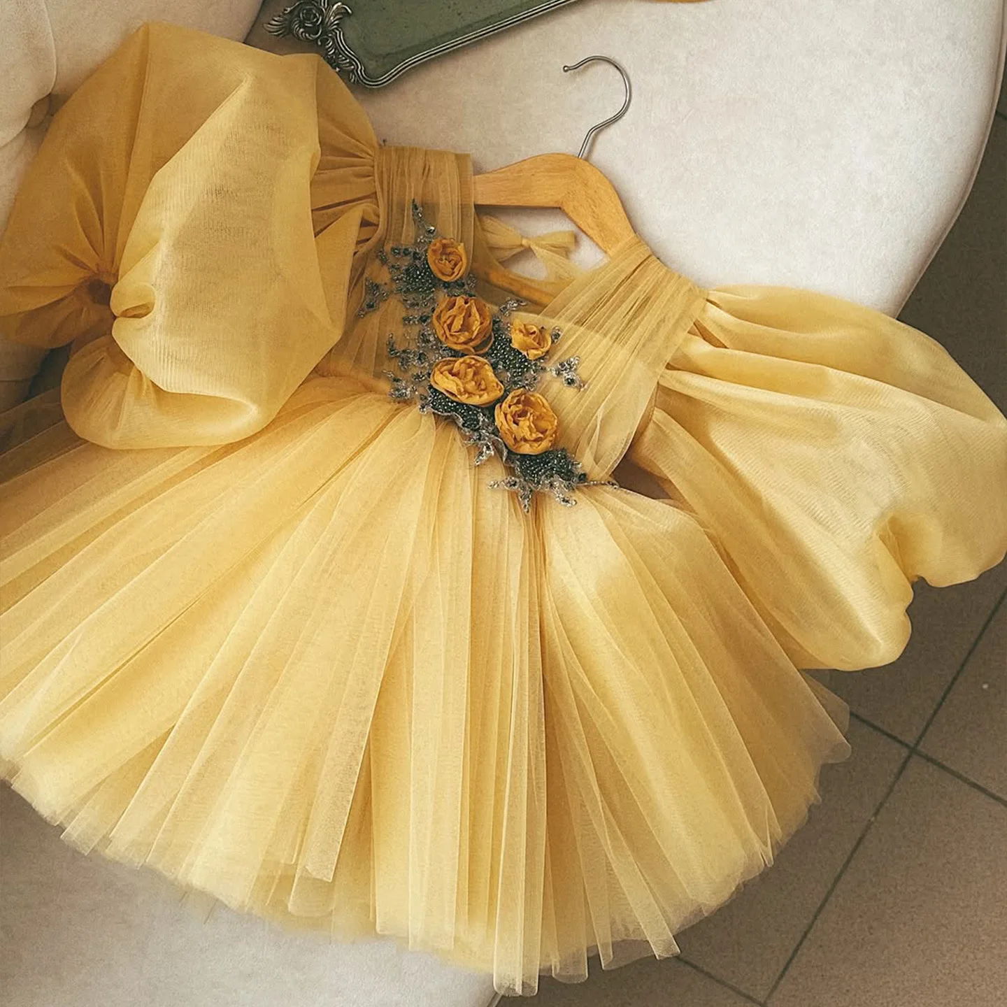 Flower Girl Wedding Dress Tutu Princess Gown Toddler Birthday Party Performance Costume Summer Orange Florals Baby Kids Dresses
Flower Girl Wedding Dress Tutu Princess Gown Toddler Birthday Party Performance Costume Summer Orange Florals Baby Kids Dresses