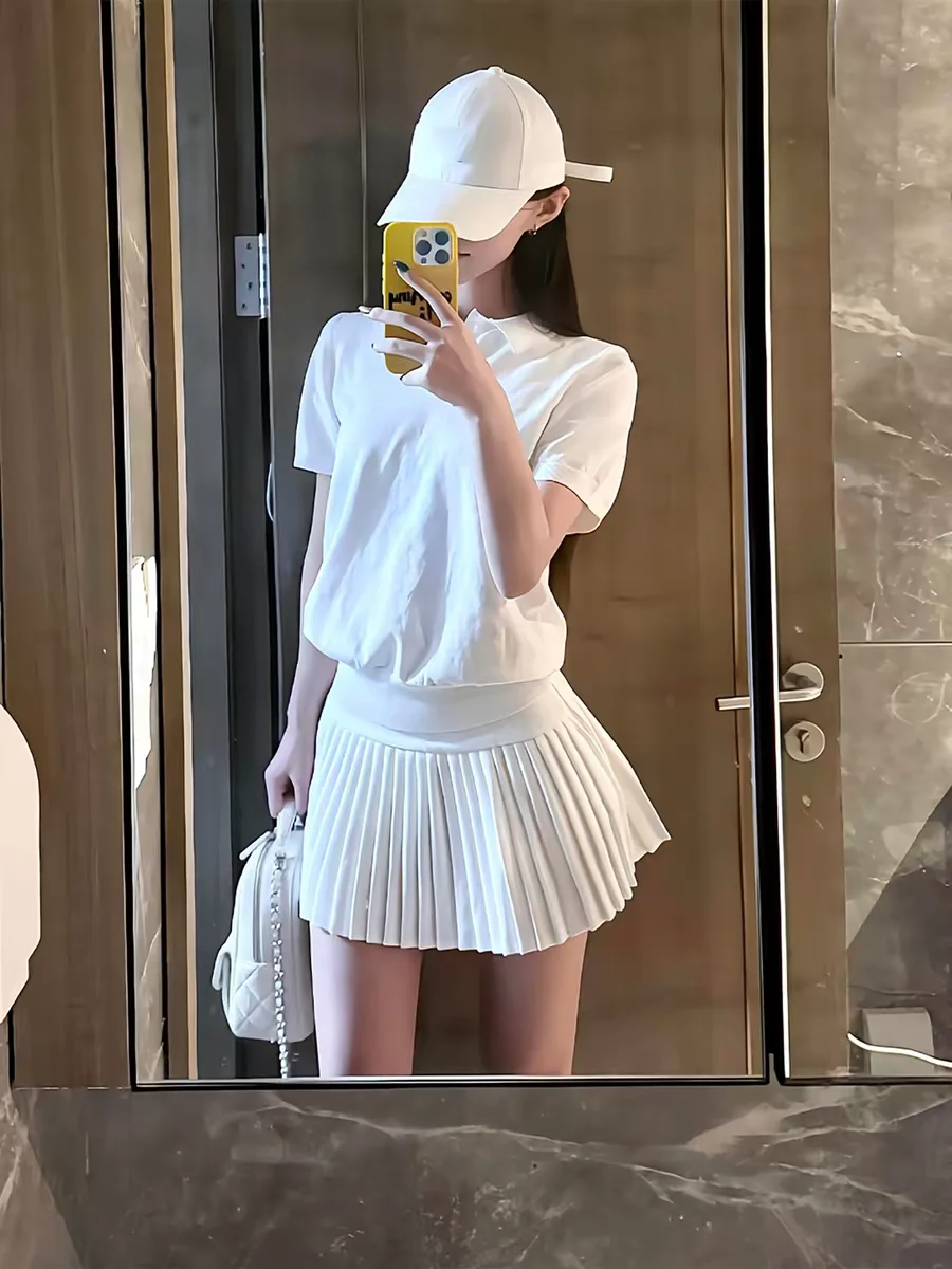 Korean Style Casual Shirt Short Sleeve Knitted T-Shirt Women Summer High Waist Pleated Skirt Set Two Piece Suit
Korean Style Casual Shirt Short Sleeve Knitted T-Shirt Women Summer High Waist Pleated Skirt Set Two Piece Suit