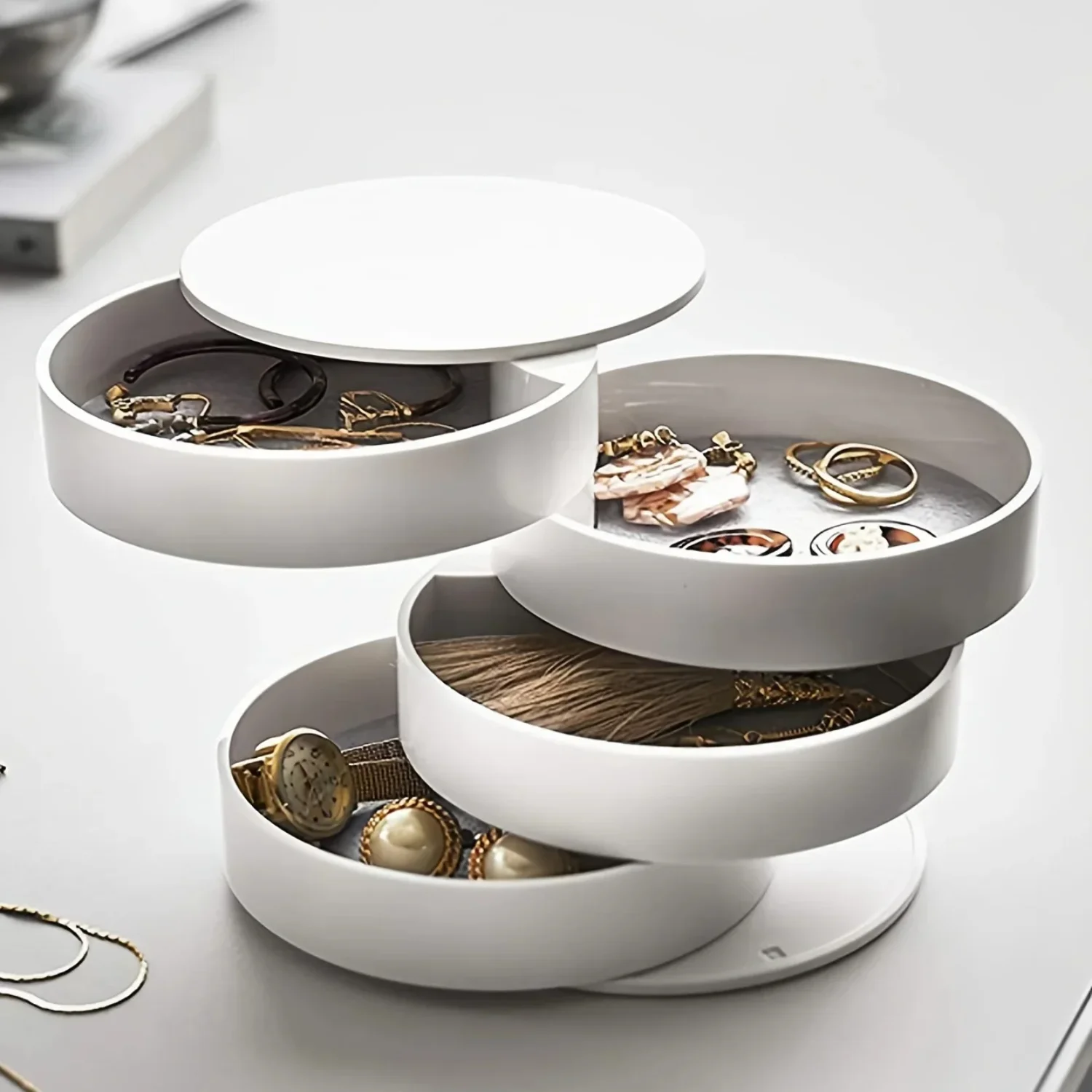 Rotating Multi-layer Desktop Box Hair Accessories Jewelry Makeup BoxNWith Lid Dustproof Jewelry Box Jewelry Box
Rotating Multi-layer Desktop Box Hair Accessories Jewelry Makeup BoxNWith Lid Dustproof Jewelry Box Jewelry Box