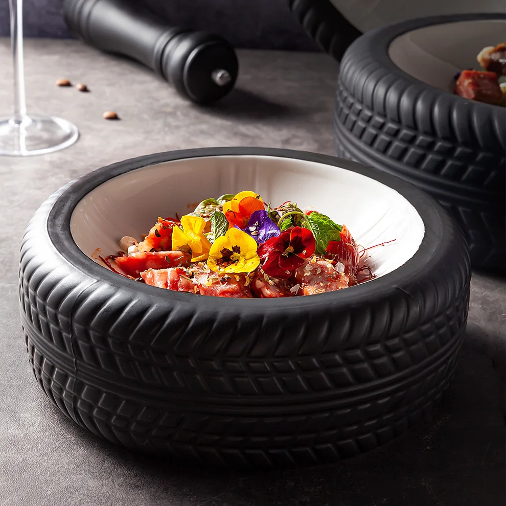 Creative Special-shaped Tire Shape Ceramic Plate Cooking Dishes Retro Fun Tableware Restaurant Barbecue Plate Kitchen Utensils
Creative Special-shaped Tire Shape Ceramic Plate Cooking Dishes Retro Fun Tableware Restaurant Barbecue Plate Kitchen Utensils