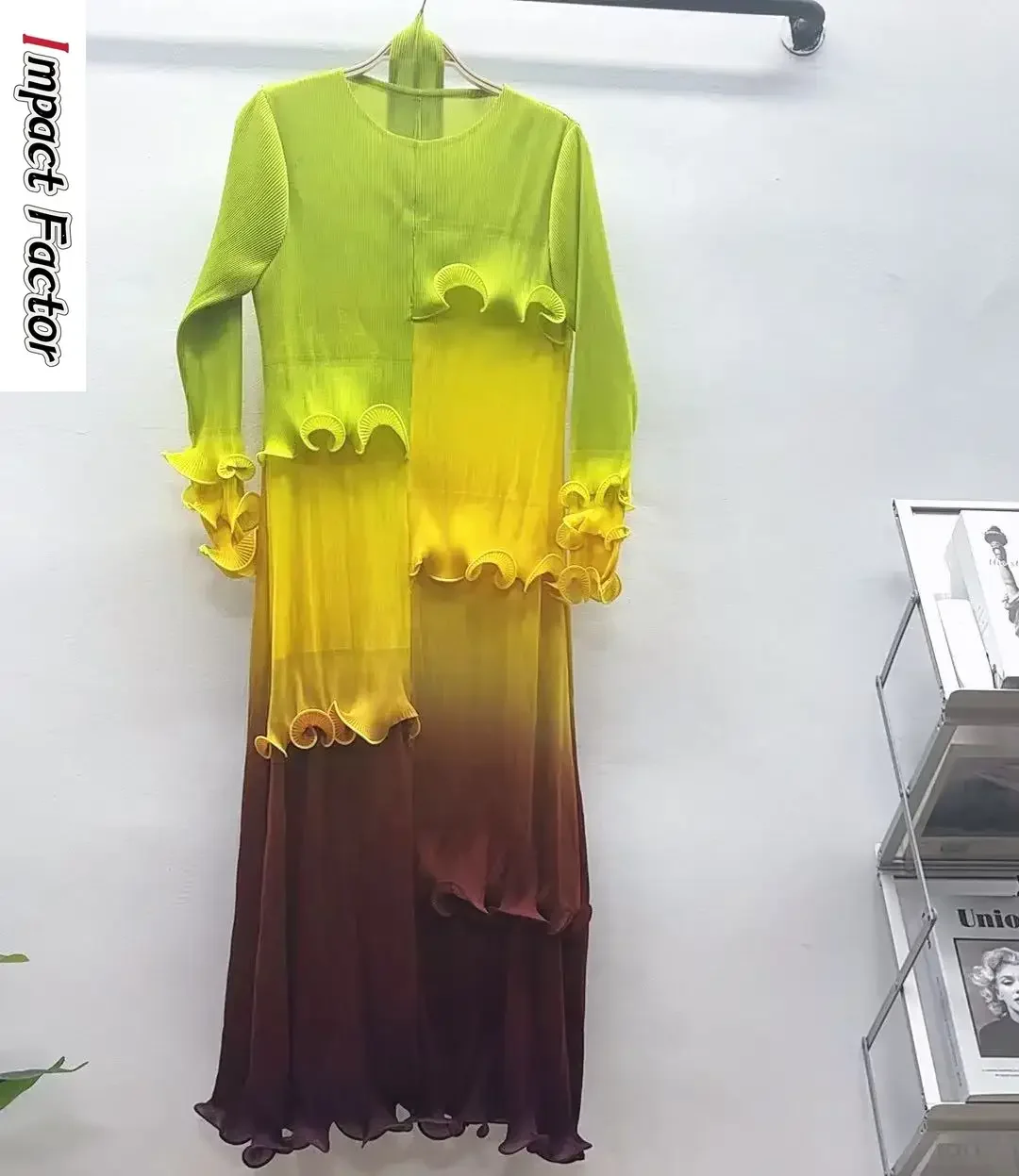 Miyake Legant, плиссированное платье с деревянными краями уха, женские длинные платья с круглым вырезом на шнуровке, мода, новинка лета 2023 г.
Miyake Legant, плиссированное платье с деревянными краями уха, женские длинные платья с круглым вырезом на шнуровке, мода, новинка лета 2023 г.