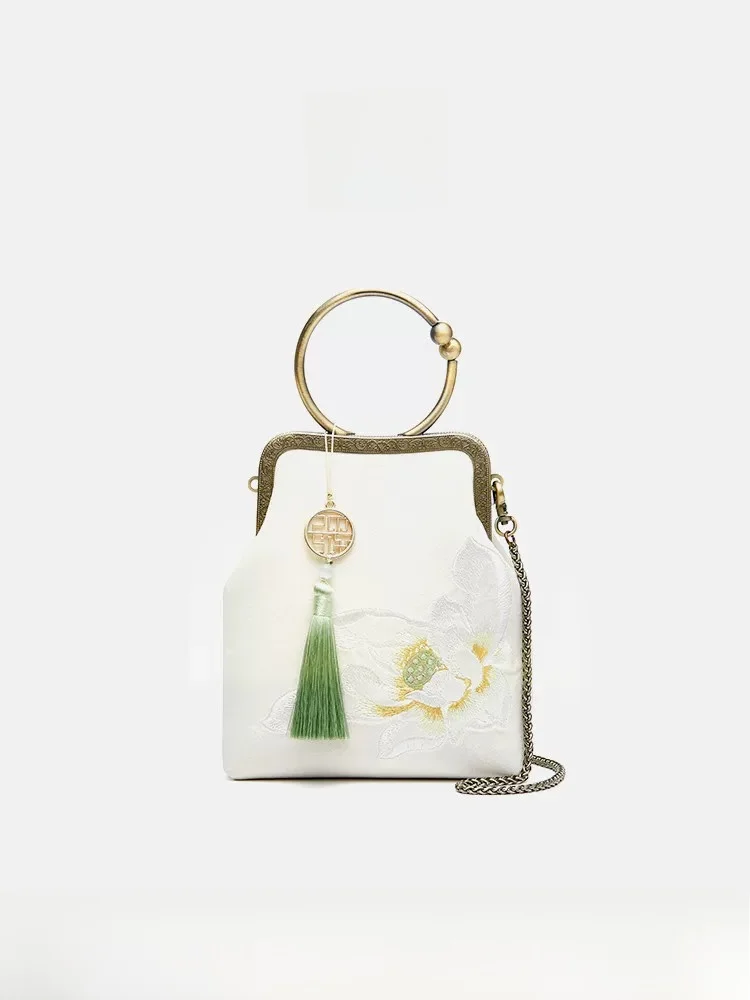 Tianxu Chinese Sle Velvet Embroidered Qipao Hanfu White Handbag Women's Crossbody Lo Bule Soft Fabric Leisure Bag
Tianxu Chinese Sle Velvet Embroidered Qipao Hanfu White Handbag Women's Crossbody Lo Bule Soft Fabric Leisure Bag