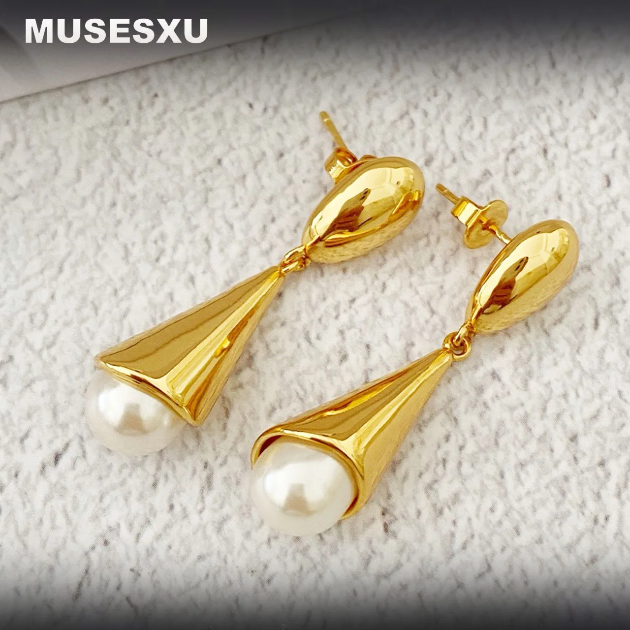 Jewelry And Accessories Flower Shaped Droplet Pearl Earrings For Women's Party Gift
Jewelry And Accessories Flower Shaped Droplet Pearl Earrings For Women's Party Gift