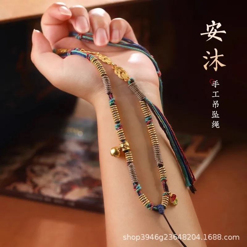 Tibetan Style Hand Rubbed Cotton Tangka Zakiram Necklace With A Horizontal Bead Pendant Rope Collarbone Chain Lucky Jewelry
Tibetan Style Hand Rubbed Cotton Tangka Zakiram Necklace With A Horizontal Bead Pendant Rope Collarbone Chain Lucky Jewelry