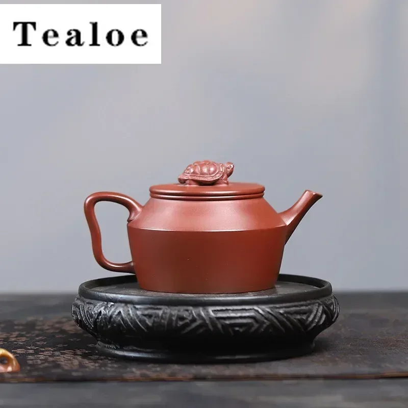 180ml Chinese Yixing Purple Clay Teapot Famous Handmade Tea Pot Beauty Tea Infuser Kettle Authentic Raw ore Zisha Tea Set
180ml Chinese Yixing Purple Clay Teapot Famous Handmade Tea Pot Beauty Tea Infuser Kettle Authentic Raw ore Zisha Tea Set