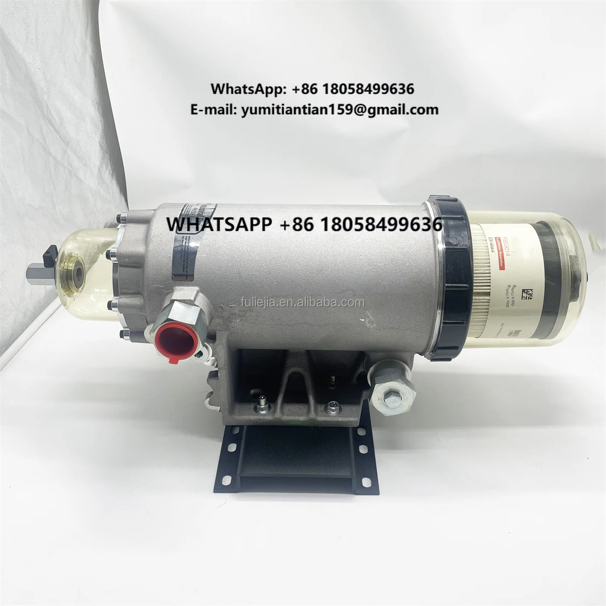 New Condition FS53014 FS53015 4328043 Fuel Filter Water Separator Assembly FH239 Engine Spare Parts Trucks Maintenance Repair
New Condition FS53014 FS53015 4328043 Fuel Filter Water Separator Assembly FH239 Engine Spare Parts Trucks Maintenance Repair