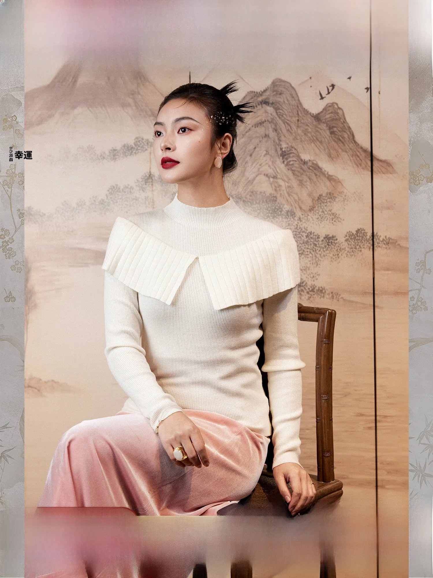 Женская трикотажная эластичная базовая одежда Plusmall Star Dust Pear Light, повседневная, для ношения под одеждой, зимняя, новая, с вертикальным рубчиком
Женская трикотажная эластичная базовая одежда Plusmall Star Dust Pear Light, повседневная, для ношения под одеждой, зимняя, новая, с вертикальным рубчиком