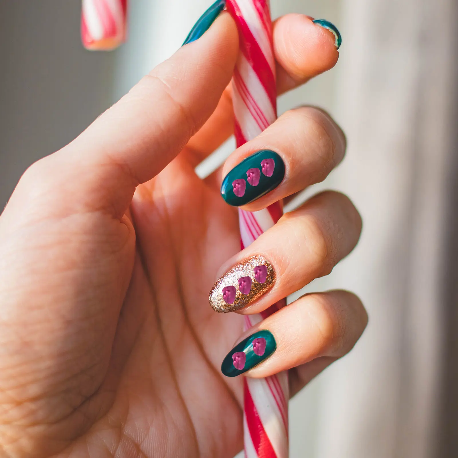 Nail Art Accessories Irregular Glass Epoxy Fillers Durable Lightweight Bright Color Smooth Surface DIY Crafting Phone Decor
Nail Art Accessories Irregular Glass Epoxy Fillers Durable Lightweight Bright Color Smooth Surface DIY Crafting Phone Decor