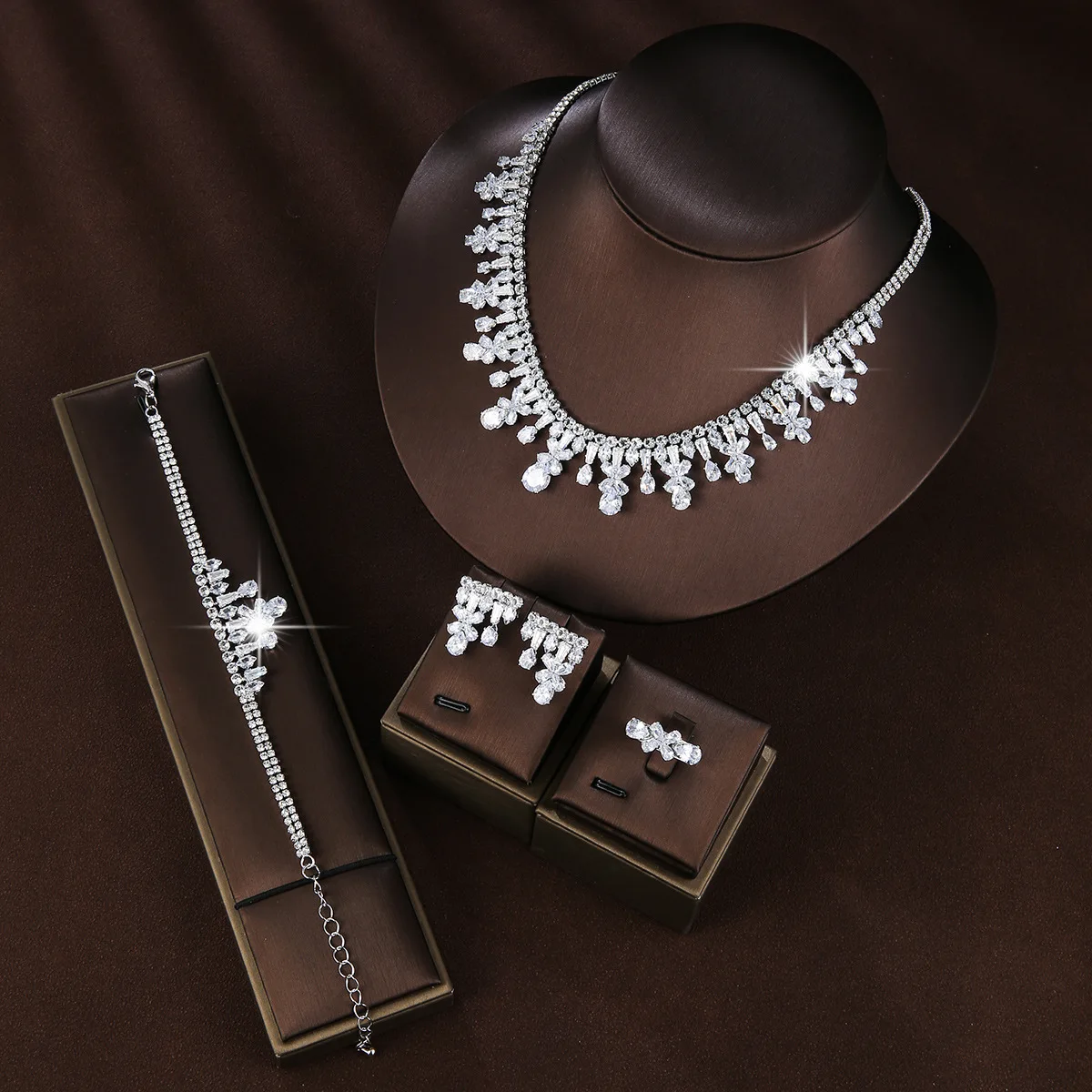 4Pcs Light Luxury Jewelry Set, Copper Inlaid AAA Zircon Necklace Earrings Ring Bracelet Set, Colorful Bridal Dinner Exquisite Fa
4Pcs Light Luxury Jewelry Set, Copper Inlaid AAA Zircon Necklace Earrings Ring Bracelet Set, Colorful Bridal Dinner Exquisite Fa