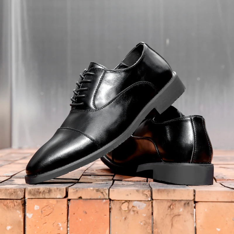 High Quality Men Genuine Leather Shoes Luxury Designer Oxford ShoesMale Business Office Brogue Dress Shoes for Men Wedding Shoe
High Quality Men Genuine Leather Shoes Luxury Designer Oxford ShoesMale Business Office Brogue Dress Shoes for Men Wedding Shoe