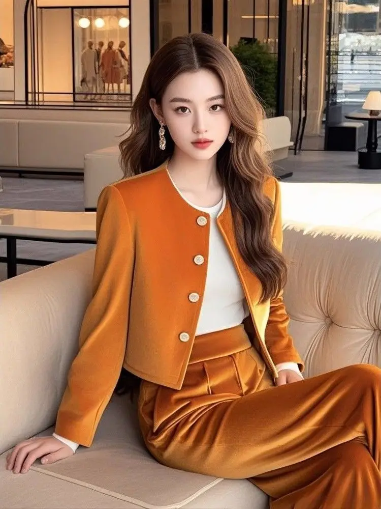 Autumn Winter Elegant Two Piece Set Women Round Neck Velvet Jacket+High Waisted Wide Leg Velour Trousers Fashion Set
Autumn Winter Elegant Two Piece Set Women Round Neck Velvet Jacket+High Waisted Wide Leg Velour Trousers Fashion Set