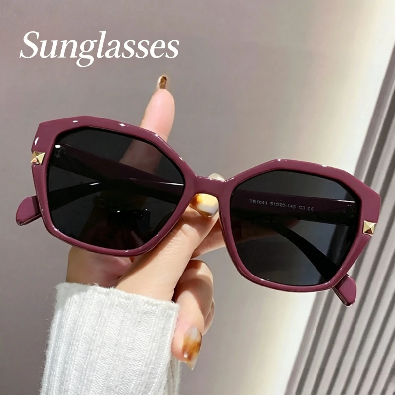 Burgundy Geometric Sunglasses UV400 Protection Gold Rivet Decor Square Polygon Fashion Sun Glasses for Unisex Fashion Eyewear
Burgundy Geometric Sunglasses UV400 Protection Gold Rivet Decor Square Polygon Fashion Sun Glasses for Unisex Fashion Eyewear