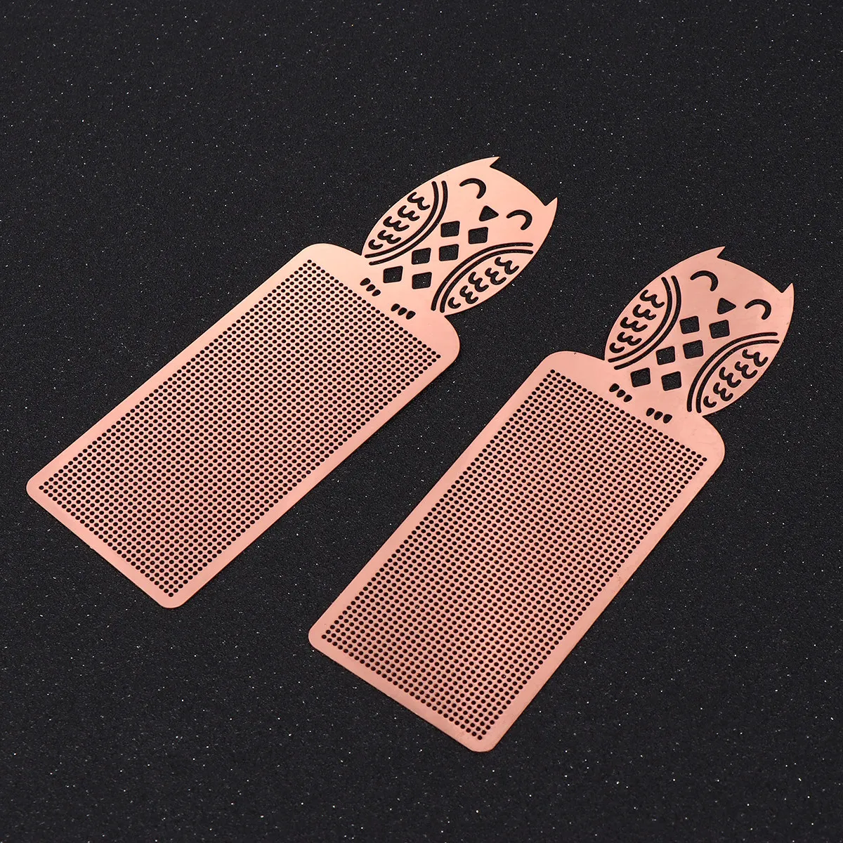 2Pcs Creative Owl Metal Bookmarks Detailed Cutting Design DIY Cross Stitch Bookmark for Book Lovers Study Supplies
2Pcs Creative Owl Metal Bookmarks Detailed Cutting Design DIY Cross Stitch Bookmark for Book Lovers Study Supplies