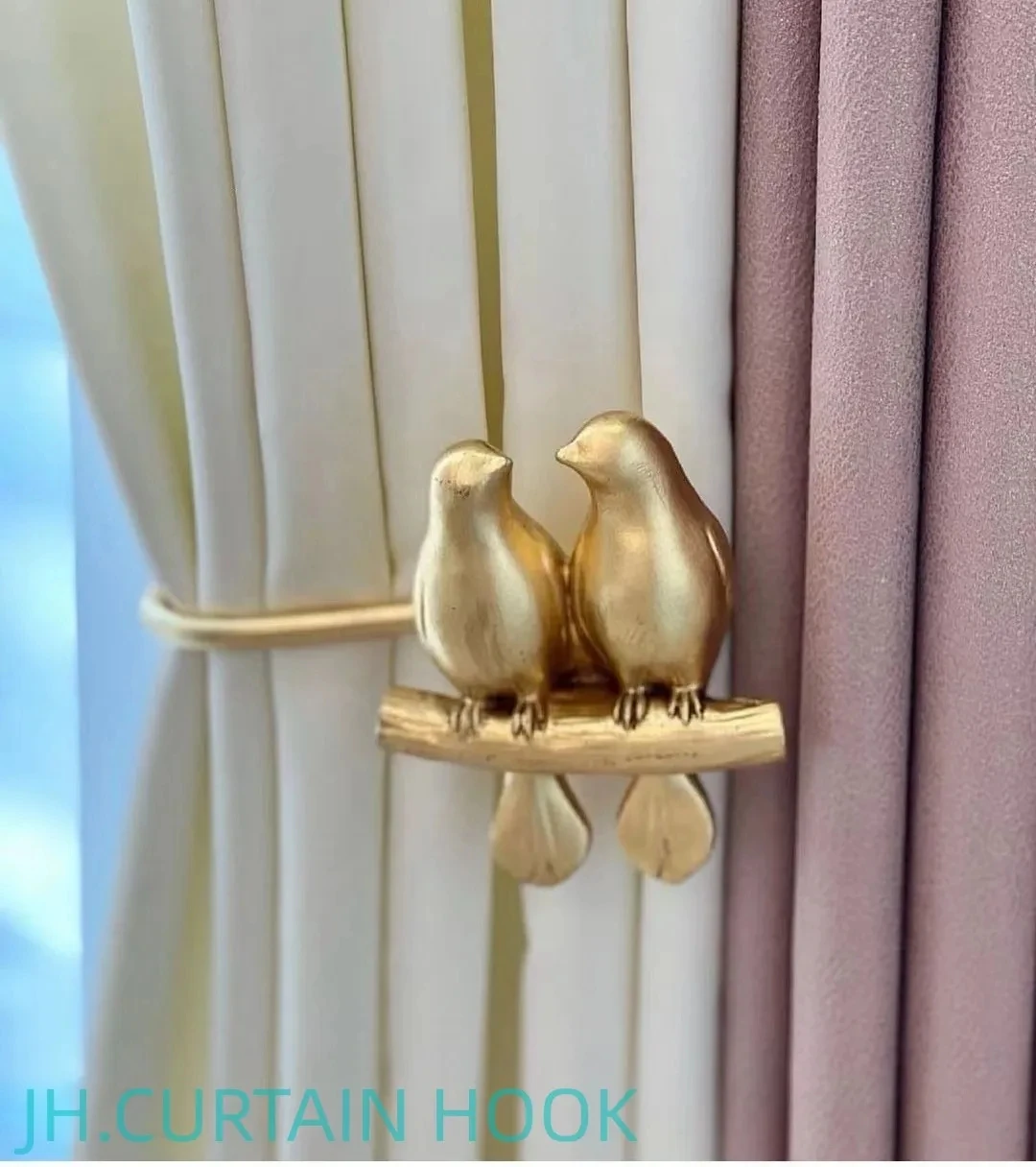 Retro Birdie Resin Curtain Drapery Holder, Vintage Bird Wall Hook, Tie Buckles Decor, Simple Wall Hooks, 2Pcs Set
Retro Birdie Resin Curtain Drapery Holder, Vintage Bird Wall Hook, Tie Buckles Decor, Simple Wall Hooks, 2Pcs Set