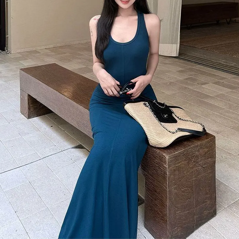 Basic Sexy U-Neck Solid Color Slip Dresses Summer Slim Sleeveless Female Clothing Aura Elegant Waist Vintage Bag Hip Long Dress
Basic Sexy U-Neck Solid Color Slip Dresses Summer Slim Sleeveless Female Clothing Aura Elegant Waist Vintage Bag Hip Long Dress
