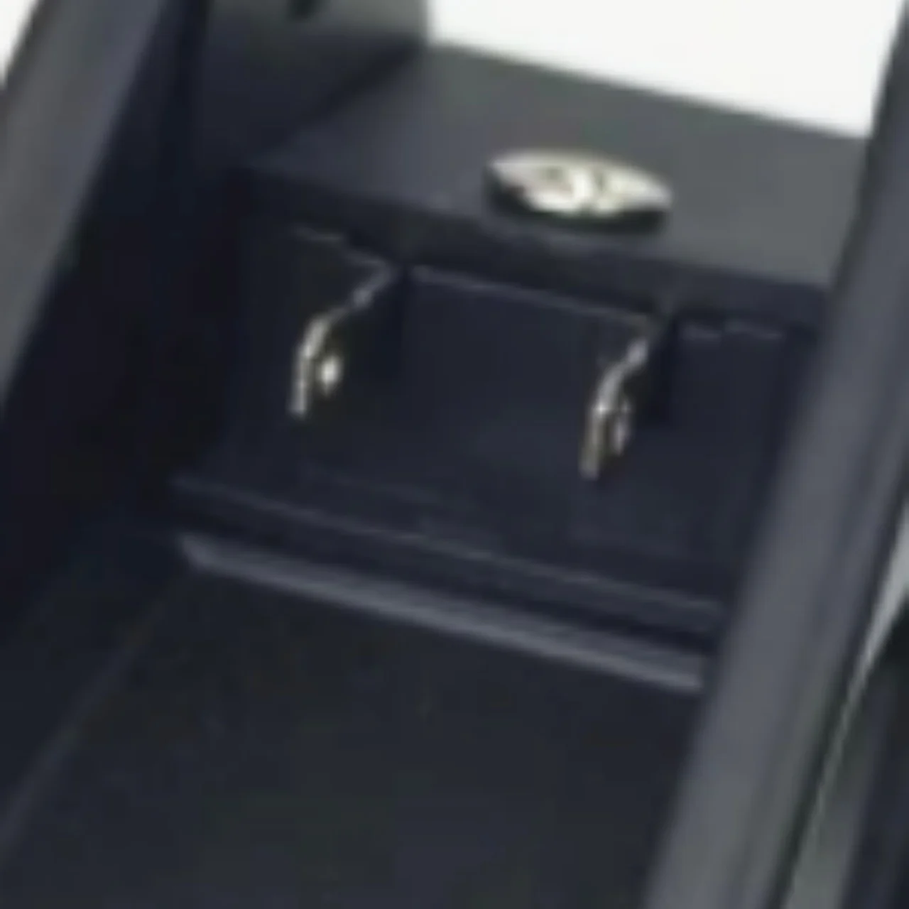 Вентилятор охлаждения KA1725HA1 AC 110-120В 0.65/0.55А 175X150X51мм
Вентилятор охлаждения KA1725HA1 AC 110-120В 0.65/0.55А 175X150X51мм