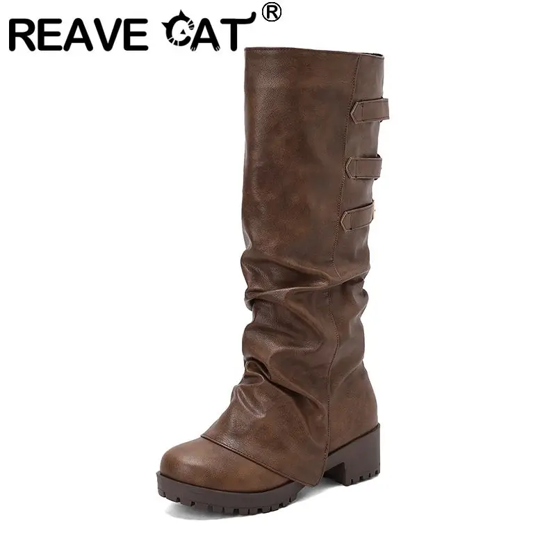 REAVE CAT 2025 Women Design Knee High Skirt Boots Round Toe Chunky Heels 5cm Platform 2cm Slide On Strap Buckle 43 44 45 Casual
REAVE CAT 2025 Women Design Knee High Skirt Boots Round Toe Chunky Heels 5cm Platform 2cm Slide On Strap Buckle 43 44 45 Casual