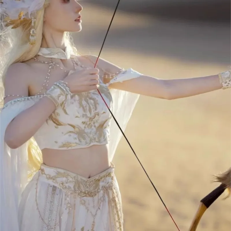 Western region dancer classical style Hanfu exotic travel flying goddess ancient
Western region dancer classical style Hanfu exotic travel flying goddess ancient
