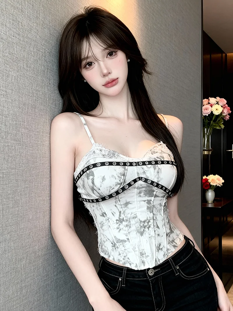 Lace Patchwork Crop Top Women's Slimming Inner Wear Short Pure Desire Spicy Girl Base Layer with Chest Pad Women's Vest
Lace Patchwork Crop Top Women's Slimming Inner Wear Short Pure Desire Spicy Girl Base Layer with Chest Pad Women's Vest