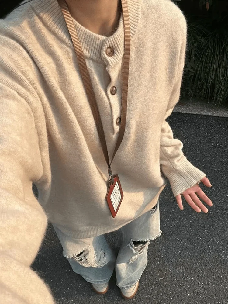 Cleanfit American Style Men's Knitwear Henley Neck Sweater Light Tawny Inner Wear Casual Long Sleeve Soft Comfortable Autumn ...
Cleanfit American Style Men's Knitwear Henley Neck Sweater Light Tawny Inner Wear Casual Long Sleeve Soft Comfortable Autumn ...