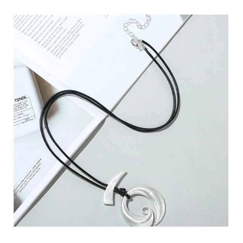 Sweater Chain Popular New Fashion Foreign Trade Geometry High Sense Women's Long Necklace
Sweater Chain Popular New Fashion Foreign Trade Geometry High Sense Women's Long Necklace