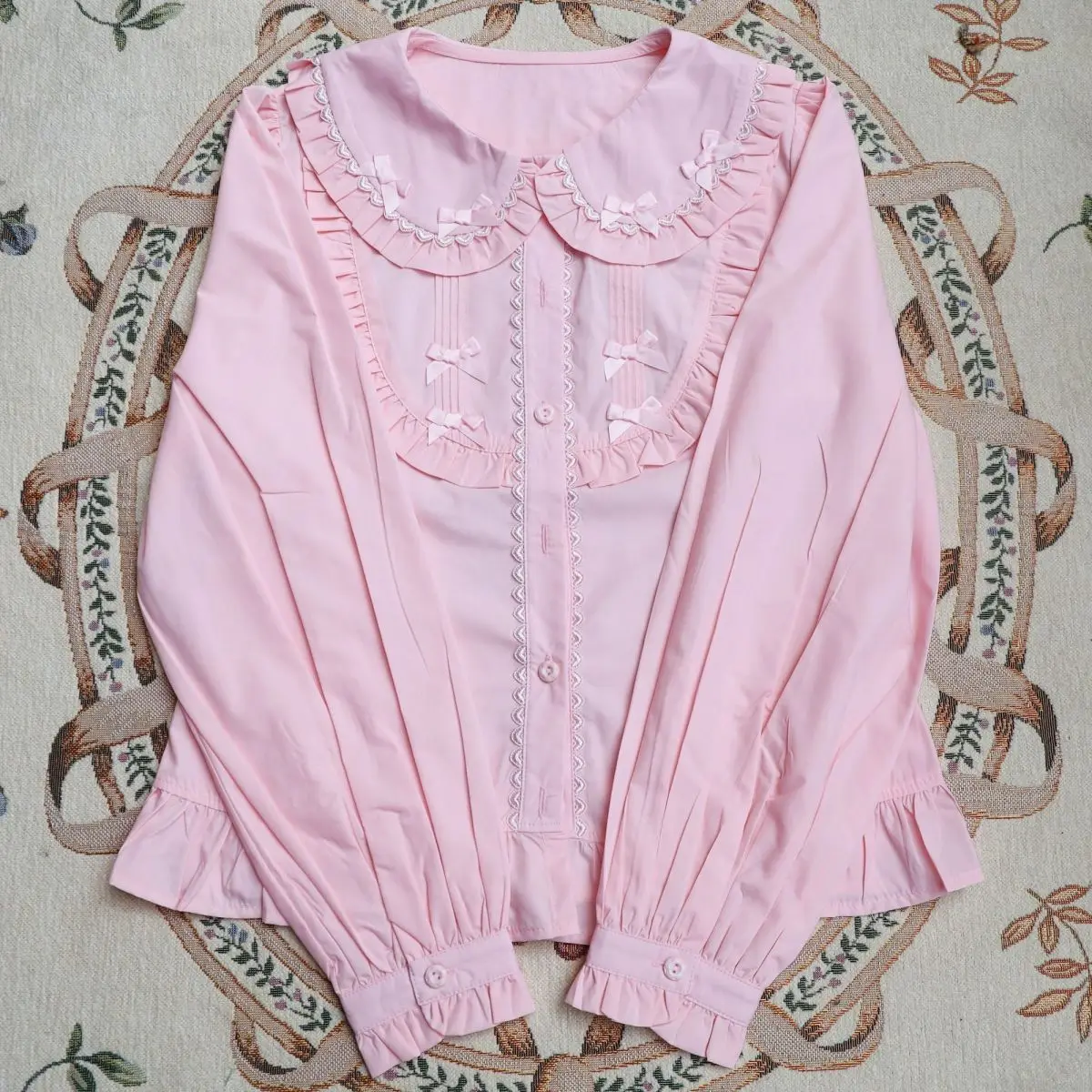 Women's Lace Detail Vintage Blouse, Cute Kawaii Soft Girl Shirt with Puff Sleeves for Lolita Fashion, Party, Date Night Outfit
Women's Lace Detail Vintage Blouse, Cute Kawaii Soft Girl Shirt with Puff Sleeves for Lolita Fashion, Party, Date Night Outfit