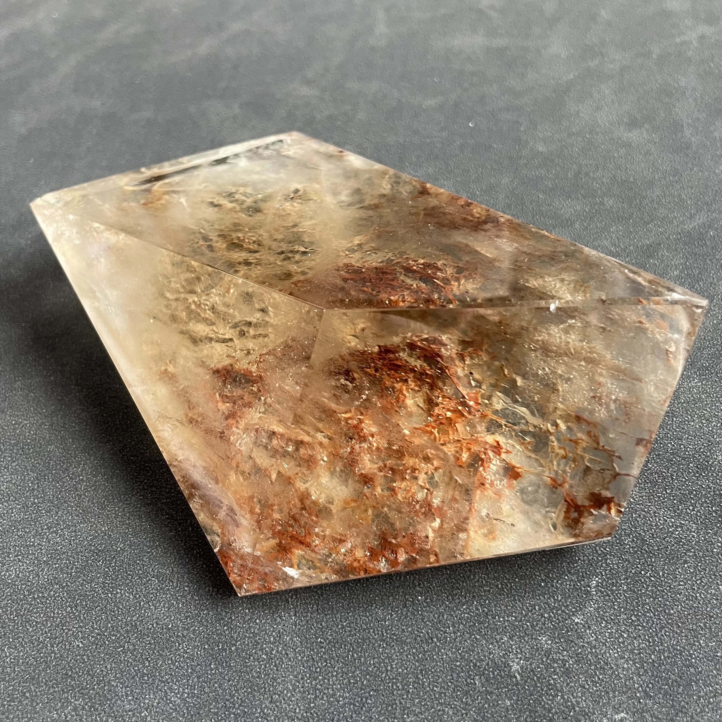 409g Natural Stone Crystal FreeForm Polished Clear Quartz polyhedron Reiki Healing Gift Crystal Room Decor Y652
409g Natural Stone Crystal FreeForm Polished Clear Quartz polyhedron Reiki Healing Gift Crystal Room Decor Y652