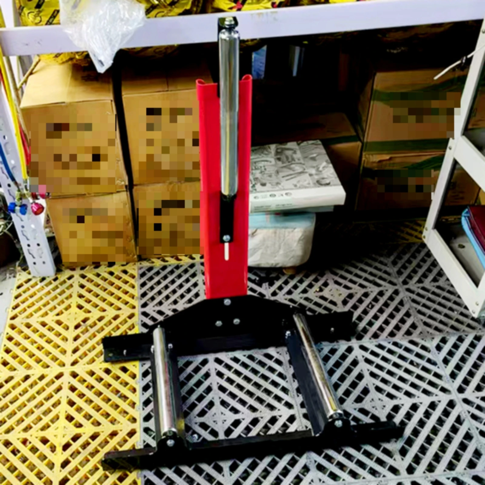 Wheel Cleaning Rack 200 Kg Load Tire Cleaning Rack Rotating Tire Stand Even Rotation Wheel Detailing Stand Professional Grade
Wheel Cleaning Rack 200 Kg Load Tire Cleaning Rack Rotating Tire Stand Even Rotation Wheel Detailing Stand Professional Grade