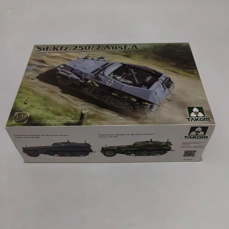 TAKOM 2212 1/35 Sd.Kfz.250/7 Ausf.A leichter Schützenpanzerwagen Schwerer Granatwerfer (81 mm mortar) Plastic Model Kit
TAKOM 2212 1/35 Sd.Kfz.250/7 Ausf.A leichter Schützenpanzerwagen Schwerer Granatwerfer (81 mm mortar) Plastic Model Kit