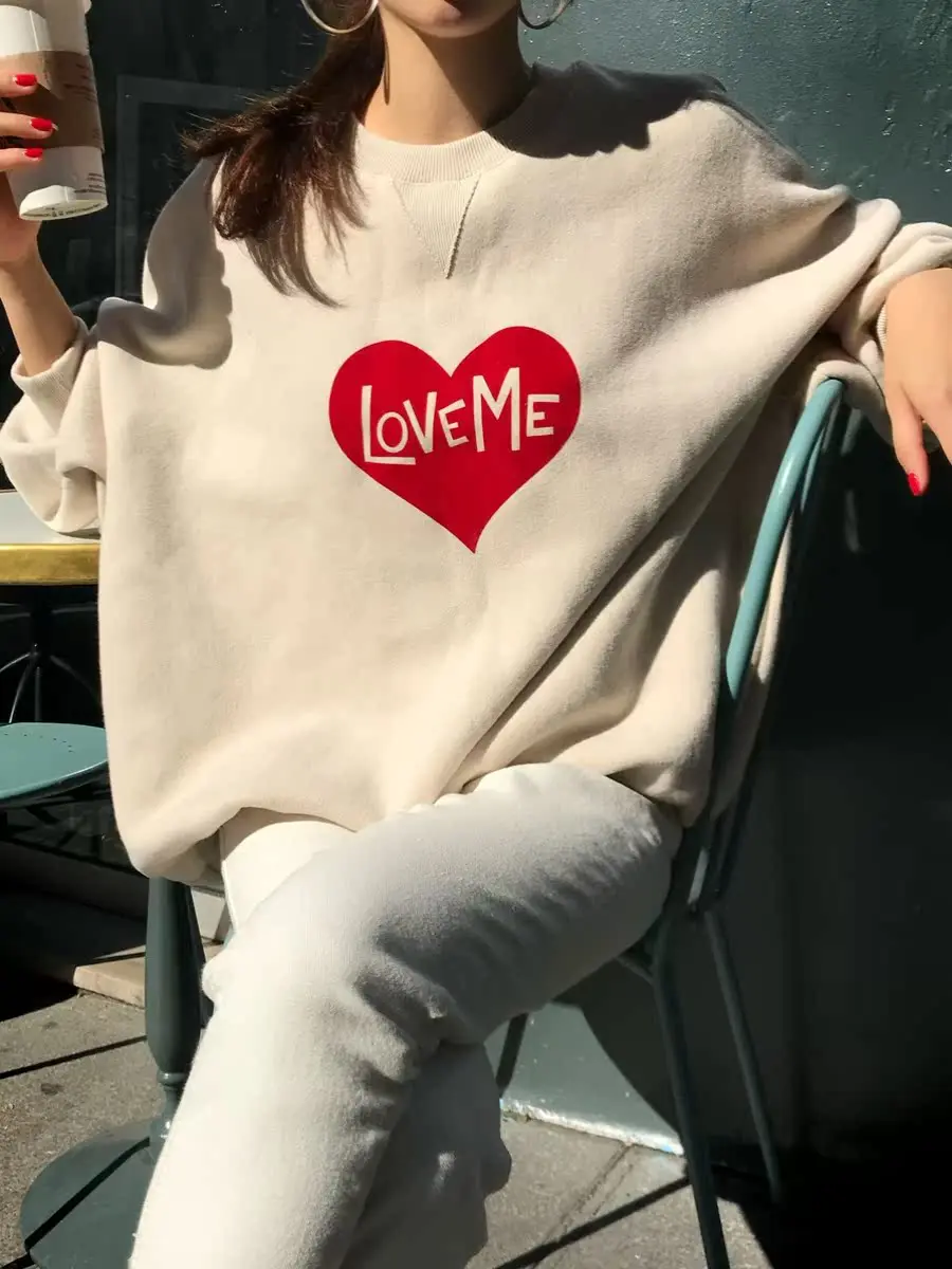 Fleece Lined Heart Print Sweatshirt Women's round Neck Oversize Lazy Style Front Back Lettering Anti Aging Warm Top Coat
Fleece Lined Heart Print Sweatshirt Women's round Neck Oversize Lazy Style Front Back Lettering Anti Aging Warm Top Coat