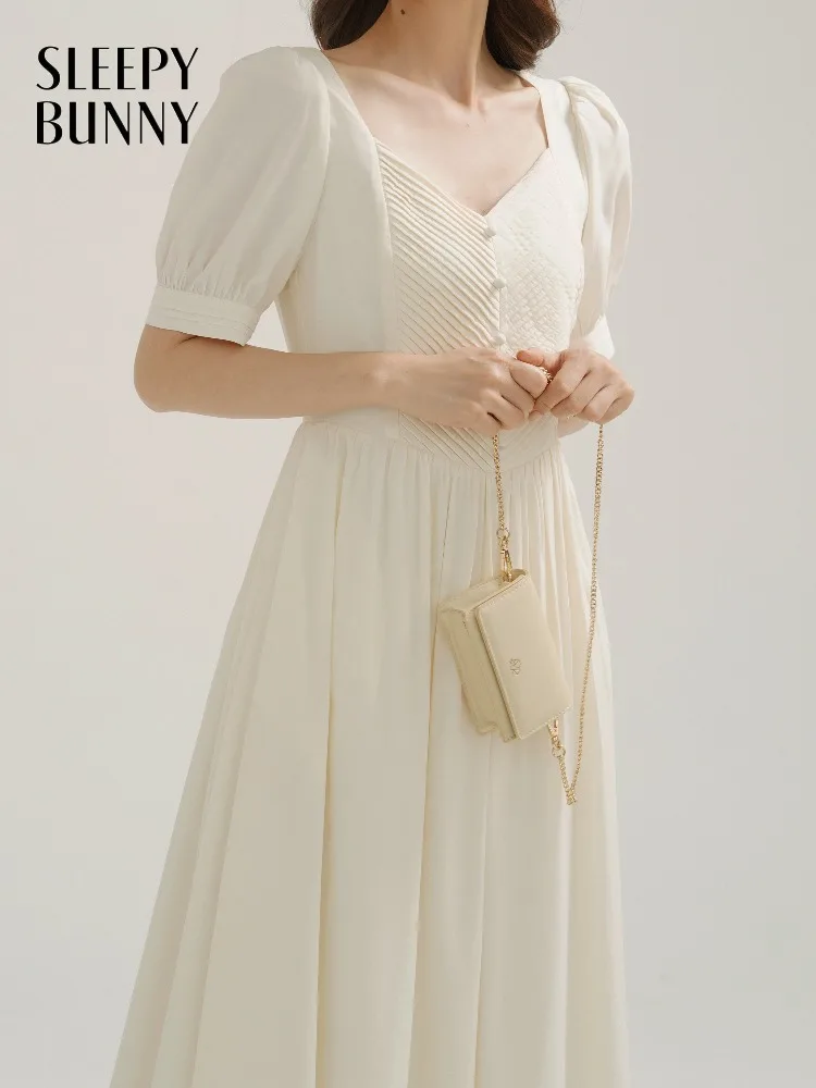 Elegant A-Line Summer Dress for Women V-Neck Slim Fit Lady Short-Sleeve Midi Dress Chic High-Waist Flowy Feminine Fashion Wear
Elegant A-Line Summer Dress for Women V-Neck Slim Fit Lady Short-Sleeve Midi Dress Chic High-Waist Flowy Feminine Fashion Wear