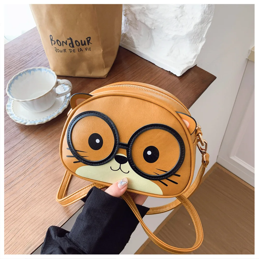2025 New Cartoon Bear Cute Small Backpack Women's Fashion Versatile Shoulder Messenger Bag
2025 New Cartoon Bear Cute Small Backpack Women's Fashion Versatile Shoulder Messenger Bag