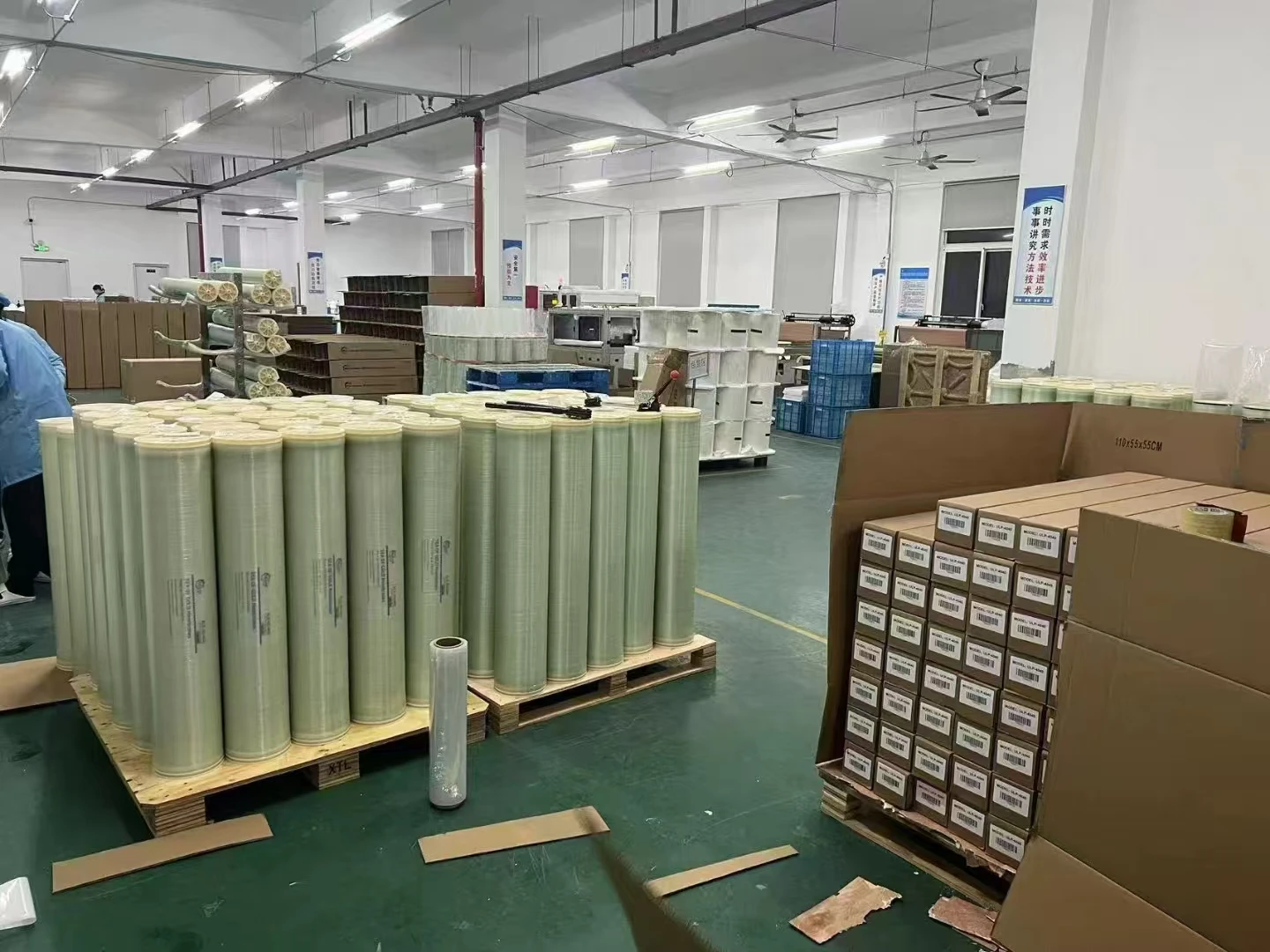 Reverse Osmosis Membrane 4040/8040 Industrial Use 250L/H 0.0001um CE Certified
Reverse Osmosis Membrane 4040/8040 Industrial Use 250L/H 0.0001um CE Certified