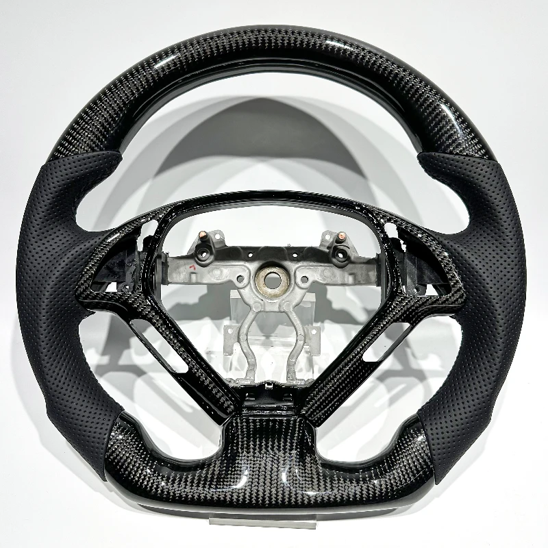Classic glossy carbon fiber steering wheel for Infiniti G37
Classic glossy carbon fiber steering wheel for Infiniti G37