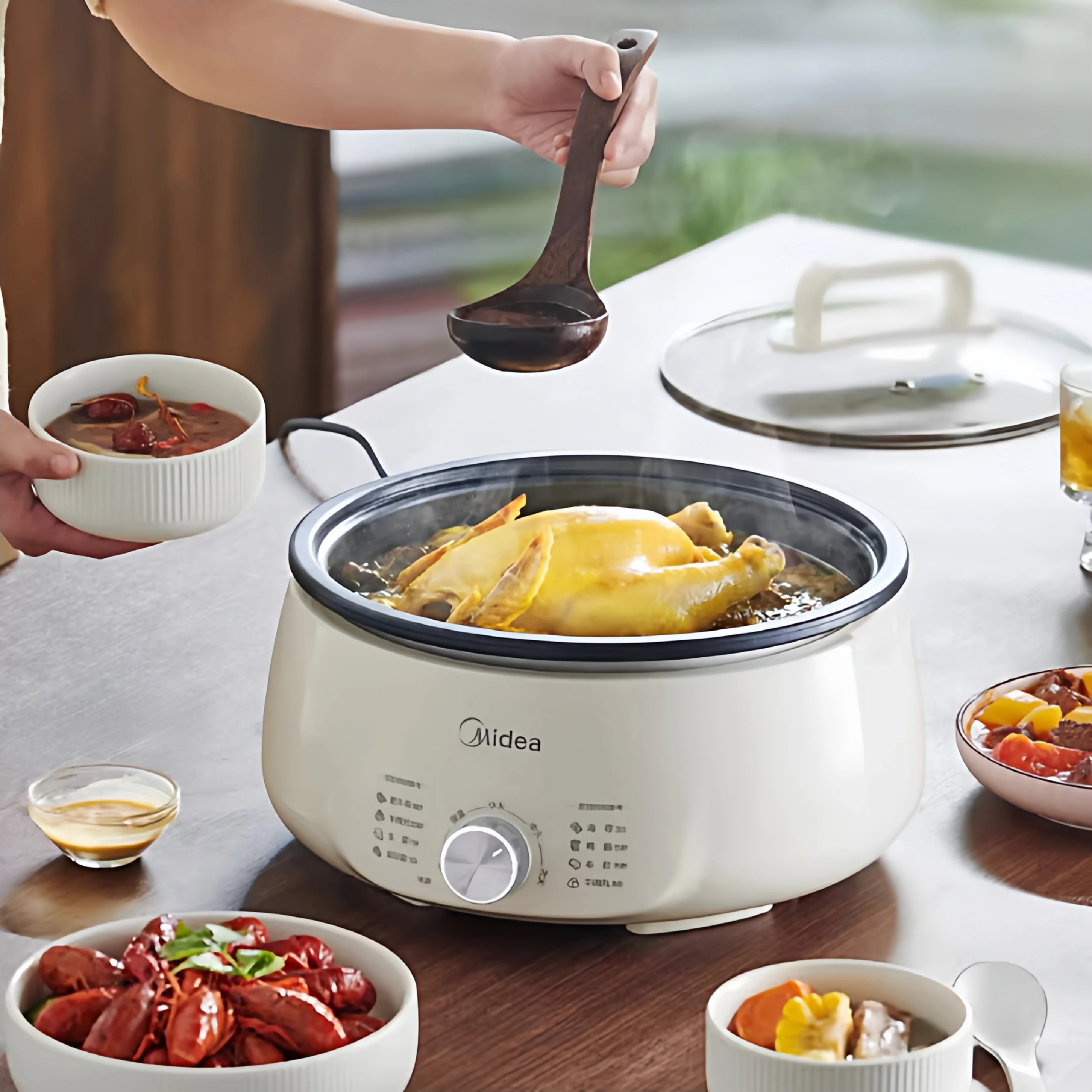Midea electric hot pot electric cooking pot split type removable and washable household large-capacity multi-functional hot pot
Midea electric hot pot electric cooking pot split type removable and washable household large-capacity multi-functional hot pot