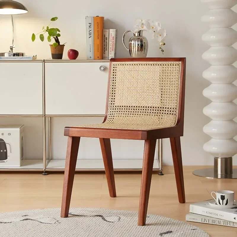 Solid wood dining chair
Solid wood dining chair