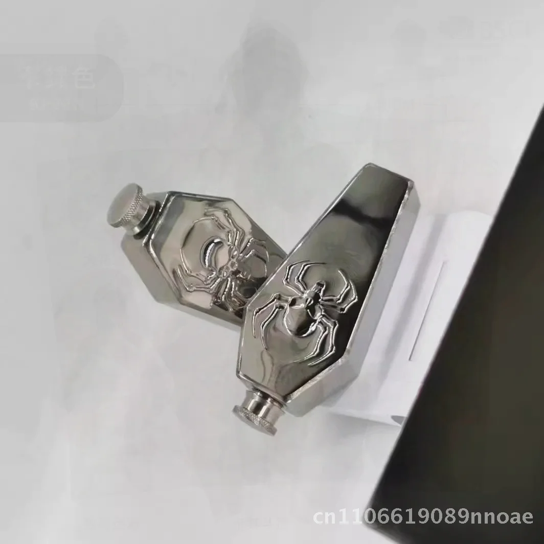 304 Stainless Steel Hliquor Jug Hexagonal European American Style Flask White Card Box Packaging Minimalist Design
304 Stainless Steel Hliquor Jug Hexagonal European American Style Flask White Card Box Packaging Minimalist Design