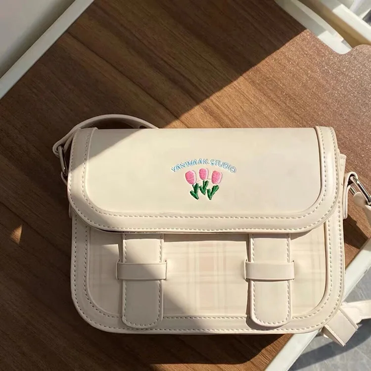Trend Japanese Crossbody Shoulder Bags Shoppers Kawaii Handbag Female Summer Pu Embroidery Women's Bag
Trend Japanese Crossbody Shoulder Bags Shoppers Kawaii Handbag Female Summer Pu Embroidery Women's Bag