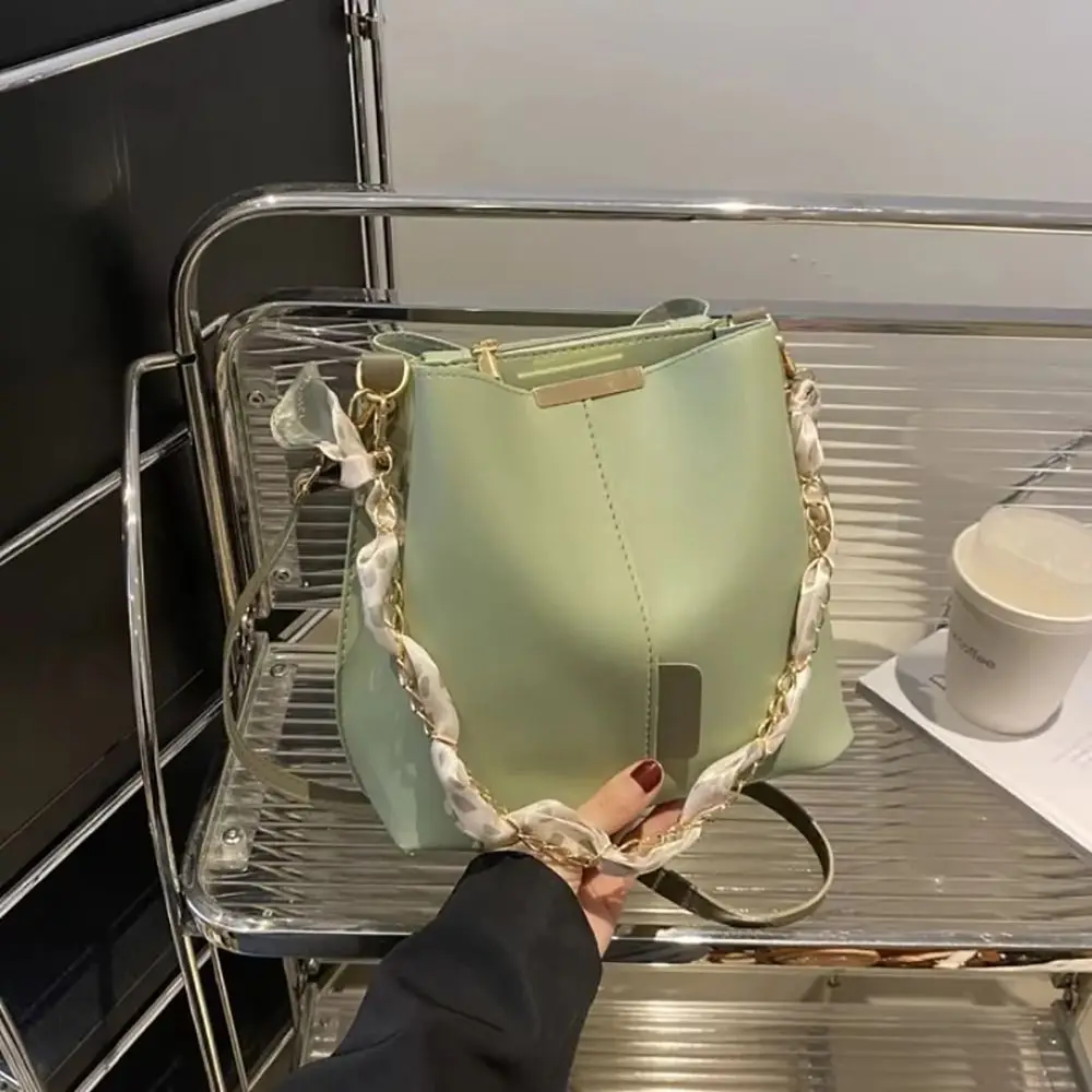 1Pcs PU Leather Bucket Bag Gold Chain Silk Scarf Decor Versatile Crossbody Bag Work Fashion Casual Style Large Capacity 6 S95596479c1424755854584b01be579e9z