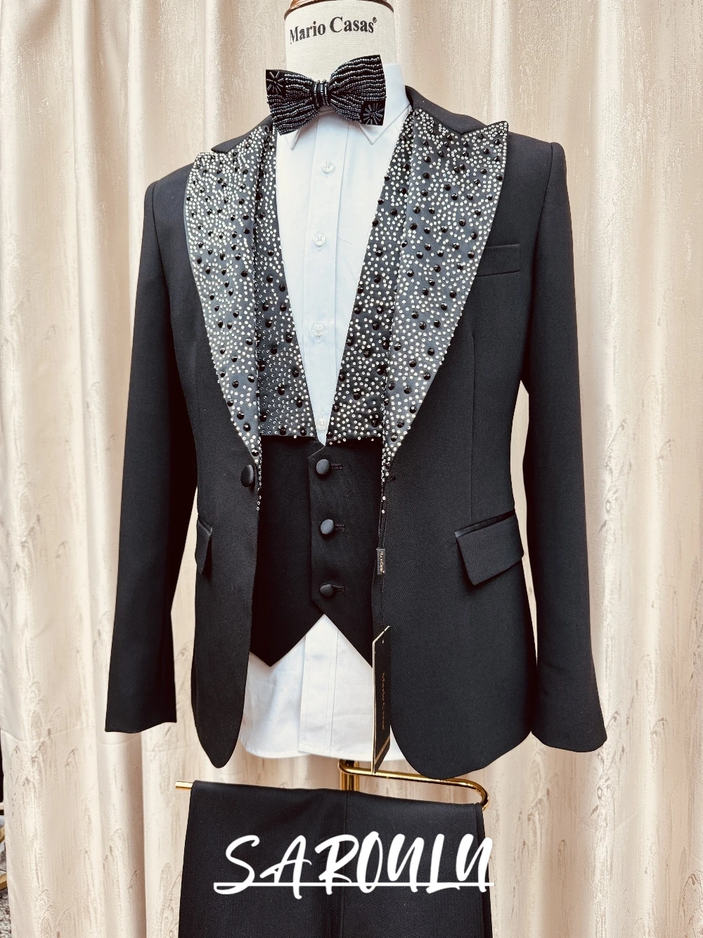Black Three Pieces Suit For Men, Beaded Peak Lapel Tuxedo, New Arrival, Premium One Button Wedding Groom Wear, Fast Shipping
Black Three Pieces Suit For Men, Beaded Peak Lapel Tuxedo, New Arrival, Premium One Button Wedding Groom Wear, Fast Shipping