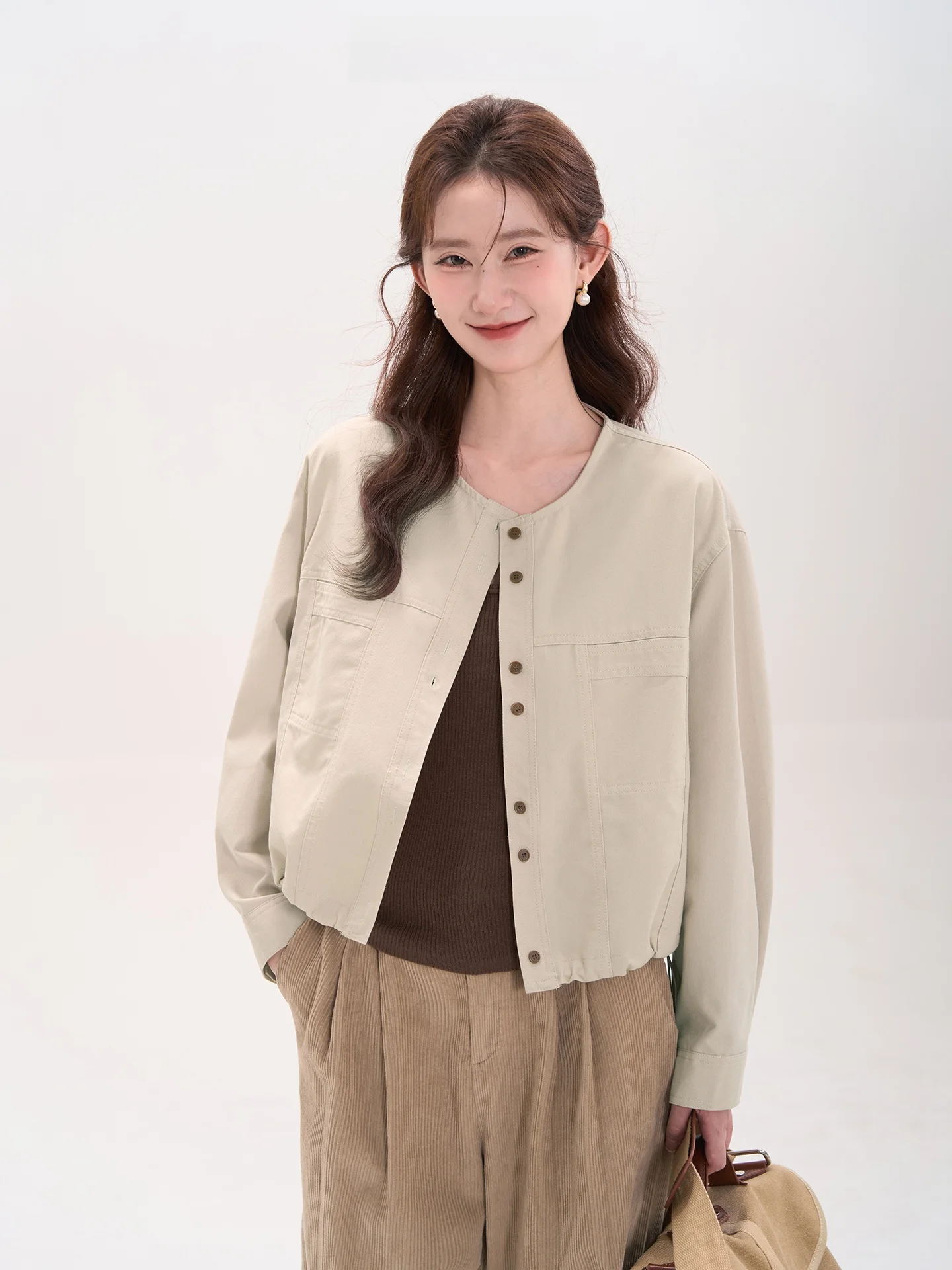 Женское осеннее повседневное пальто London Wed Barn Sle с круглым вырезом, на одной пуговице, из хлопка, приталенного кроя, для женщин.
Женское осеннее повседневное пальто London Wed Barn Sle с круглым вырезом, на одной пуговице, из хлопка, приталенного кроя, для женщин.