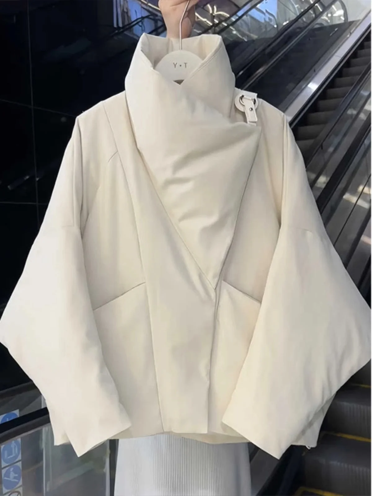 Fashionable Short Cotton Jacket Women's Autumn Winter New Style 2025 Trendy Unique Design Small Size Korean Version Straight Cut
Fashionable Short Cotton Jacket Women's Autumn Winter New Style 2025 Trendy Unique Design Small Size Korean Version Straight Cut