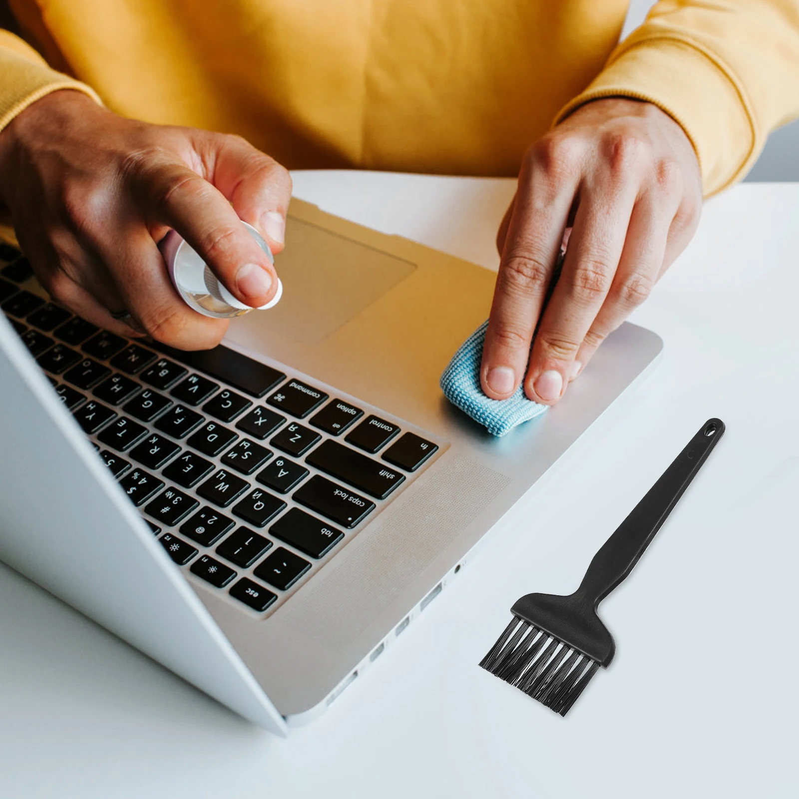 6pcs Anti Brush Set for Keyboard Cleaning 5 Types Brushes Tweezers Dust Fan Cleaning Brushes Proof Computer Tool Kit
6pcs Anti Brush Set for Keyboard Cleaning 5 Types Brushes Tweezers Dust Fan Cleaning Brushes Proof Computer Tool Kit