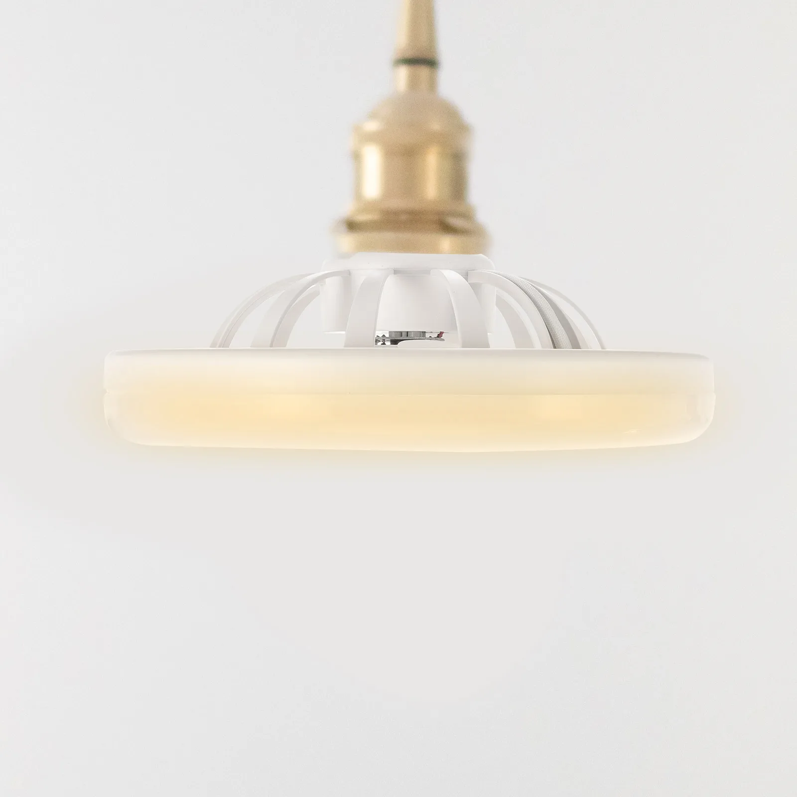 Ceiling Fans Light Dimmable LED Remote Control Small Bladeless Electric Fan Lamp for Living Bedroom Kids Room Kitchen Study
Ceiling Fans Light Dimmable LED Remote Control Small Bladeless Electric Fan Lamp for Living Bedroom Kids Room Kitchen Study