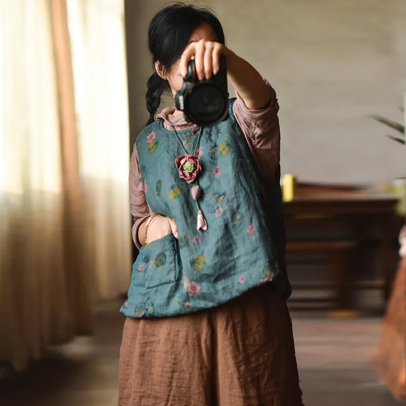 Теплый хлопково-льняной женский жилет с принтом, оригинальный дизайн, круглый вырез, застежка на одну пуговицу, традиционный китайский стиль
Теплый хлопково-льняной женский жилет с принтом, оригинальный дизайн, круглый вырез, застежка на одну пуговицу, традиционный китайский стиль