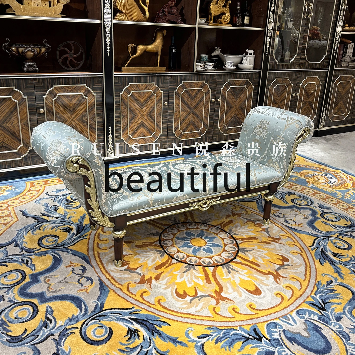 French aft stool luxury embroidered fabric foot pedal bedroom solid wood bed front stool sofa stool
French aft stool luxury embroidered fabric foot pedal bedroom solid wood bed front stool sofa stool