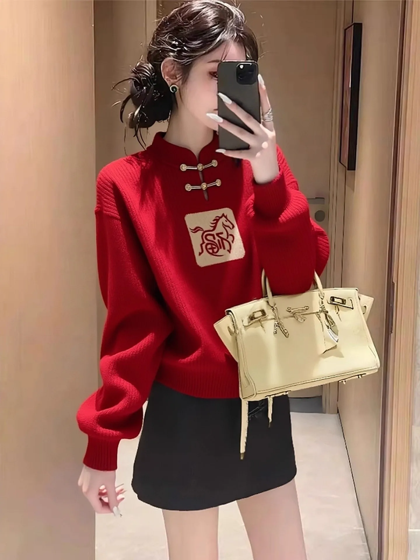 Red New Year Sle Knitted Sweater Women's Autumn Winter Design Slimming Beautiful Button up Top Chinese Traditional Faion
Red New Year Sle Knitted Sweater Women's Autumn Winter Design Slimming Beautiful Button up Top Chinese Traditional Faion