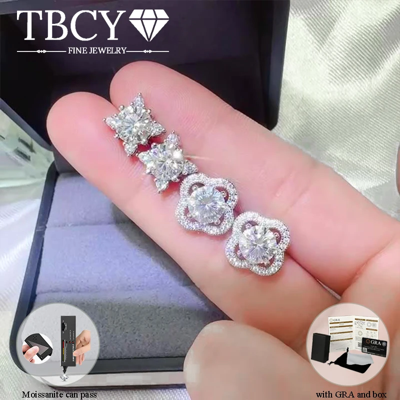 TBCYD Элегантные серьги-гвоздики с муассанитом 0,5-1 карата для женщин, серебро 925 пробы, 4 листа и в форме цветка, блестящие ювелирные изделия с бриллиантами цвета D
TBCYD Элегантные серьги-гвоздики с муассанитом 0,5-1 карата для женщин, серебро 925 пробы, 4 листа и в форме цветка, блестящие ювелирные изделия с бриллиантами цвета D