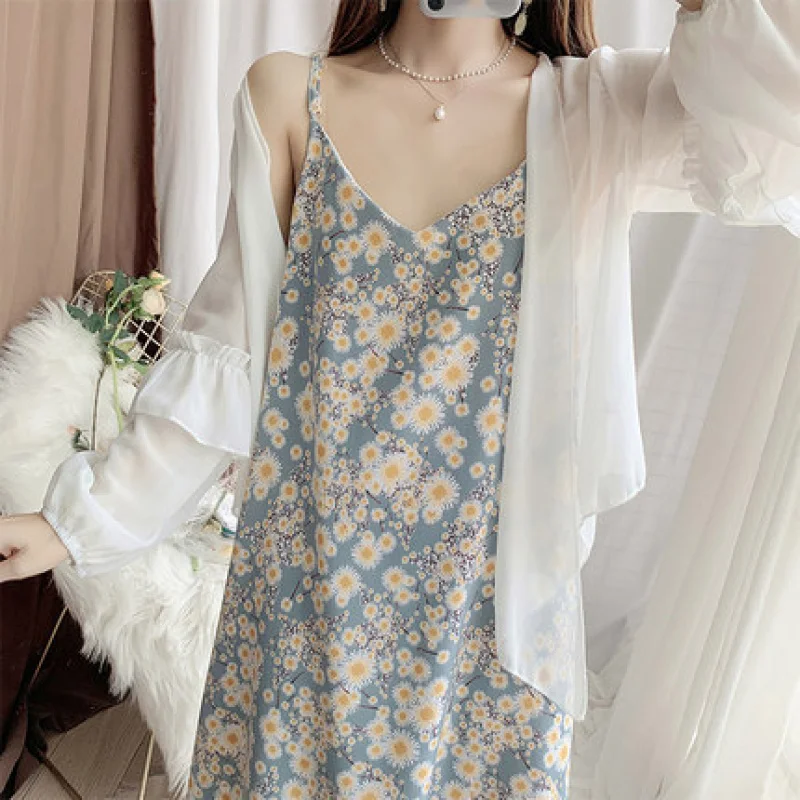 New Suspender Dress With Floral Patterns For Women'S Summer Fashion, Trendy And Versatile
New Suspender Dress With Floral Patterns For Women'S Summer Fashion, Trendy And Versatile