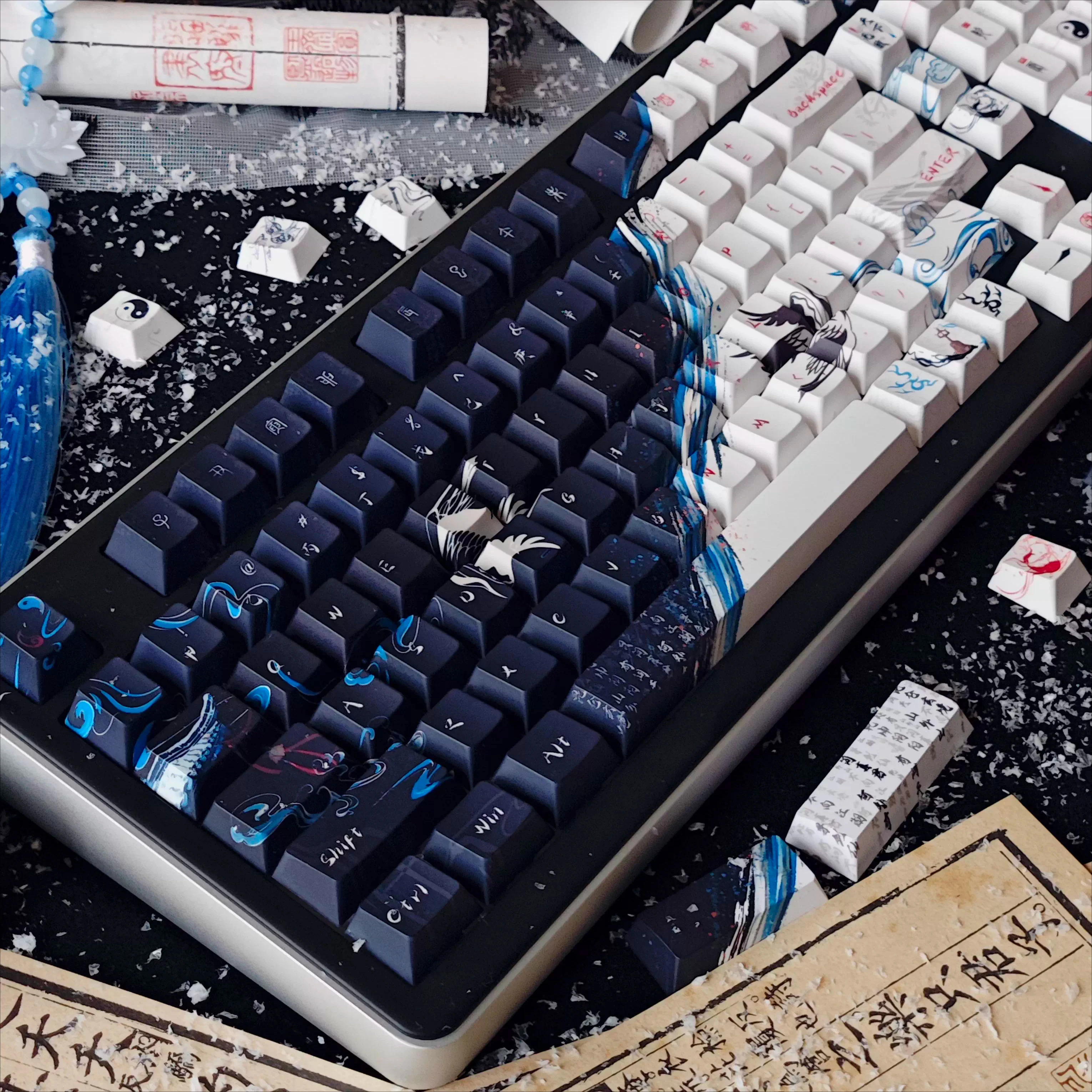 Original eyebrow snow keycap derivative PBT five-sided hot sublimation original factory positive engraving side engraving
Original eyebrow snow keycap derivative PBT five-sided hot sublimation original factory positive engraving side engraving